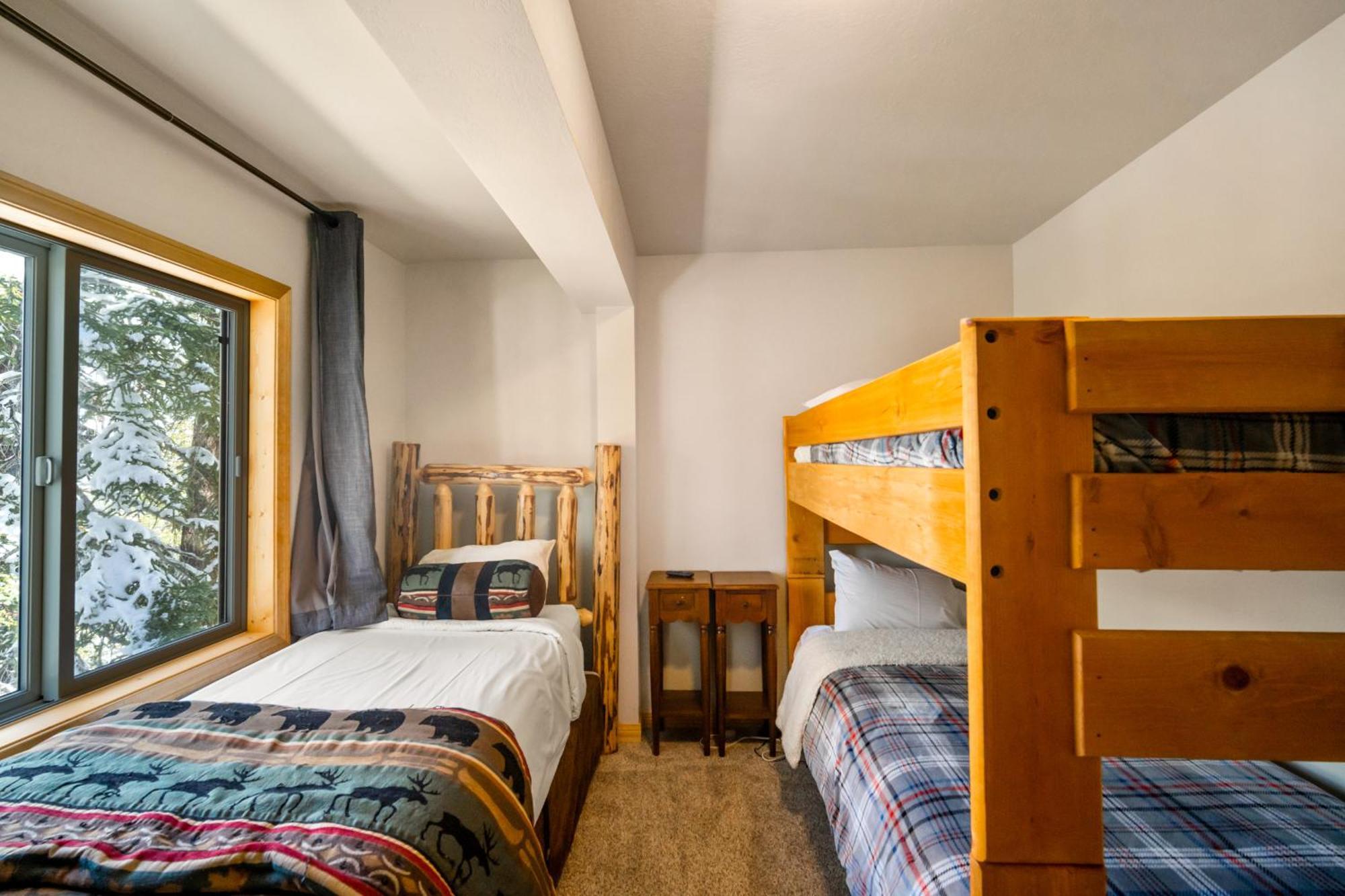 Timber Ridge Resort By 101 Great Escapes ماموث لاكيس الغرفة الصورة